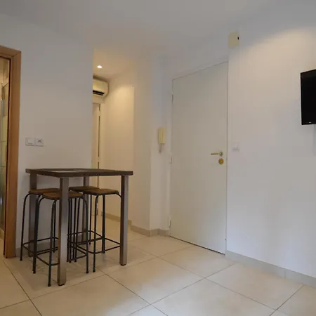 4 Personnes Grande Terrasse Dans Le Carré D Or à Appartamento
